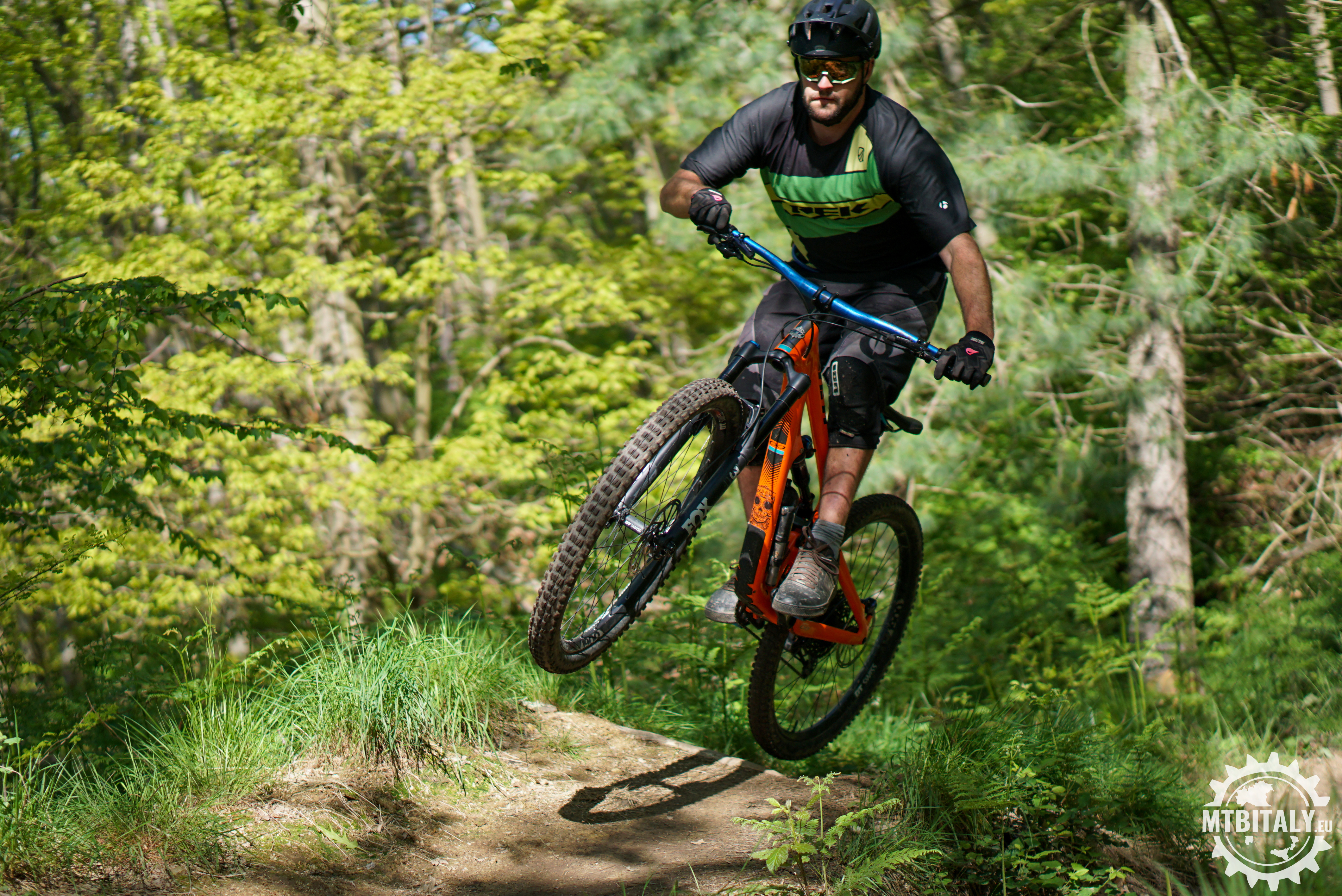 FINALE LEGENDS: The Essential Experience