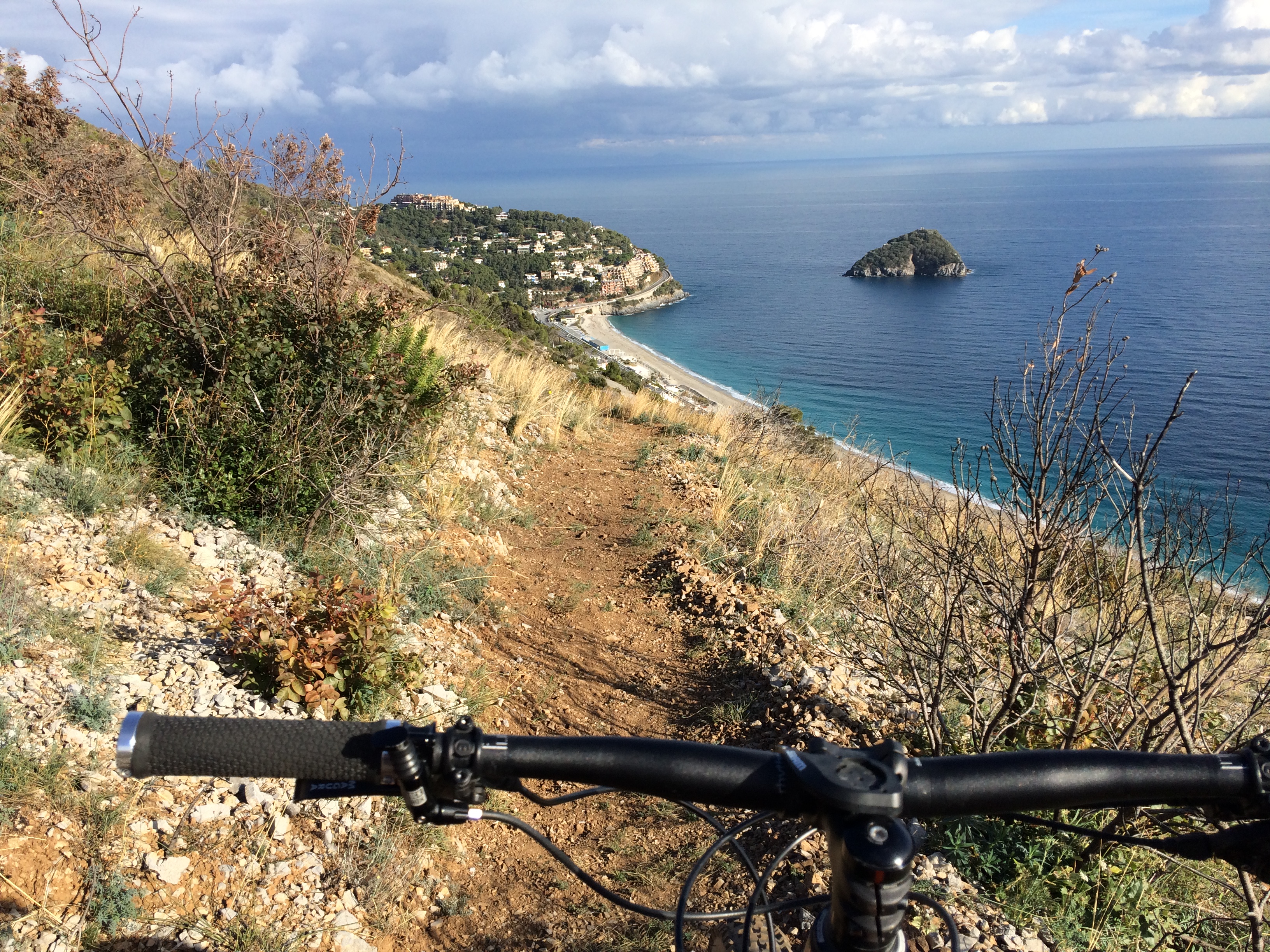 PRIVATE GUIDE 7 HOURS
