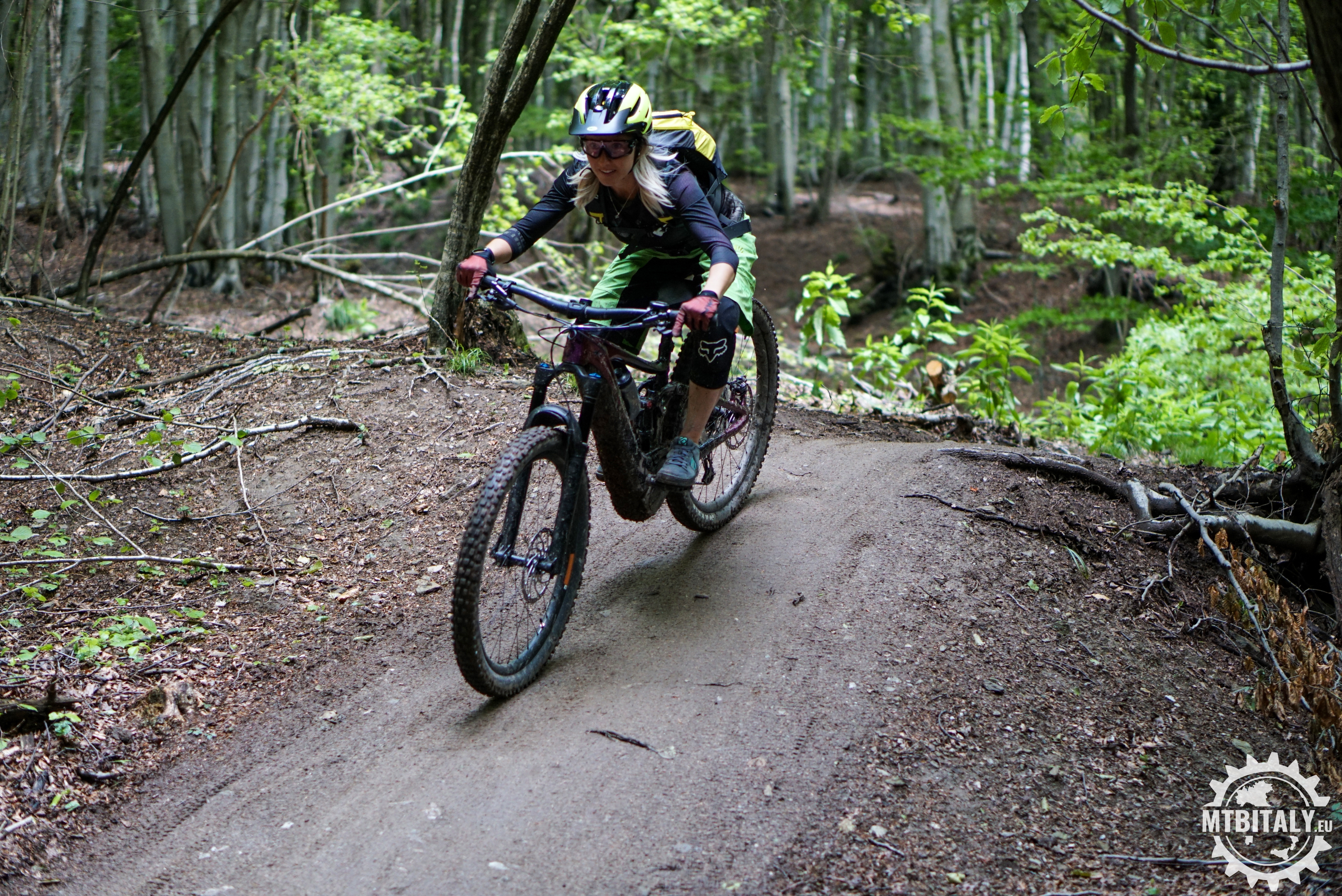 FINALE LEGENDS: The Essential Experience