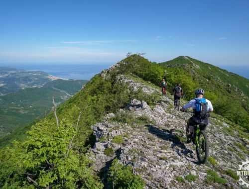 REGALA UN&#039; EMOZIONE INDIMENTICABILE AD UN APPASSIONATO DI MOUNTAINBIKE - 