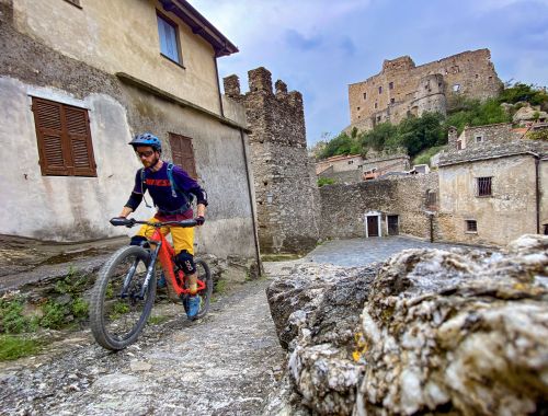 4 DAYS | TRANSLIGURIA WEST COAST | FINALE LIGURE - VENTIMIGLIA