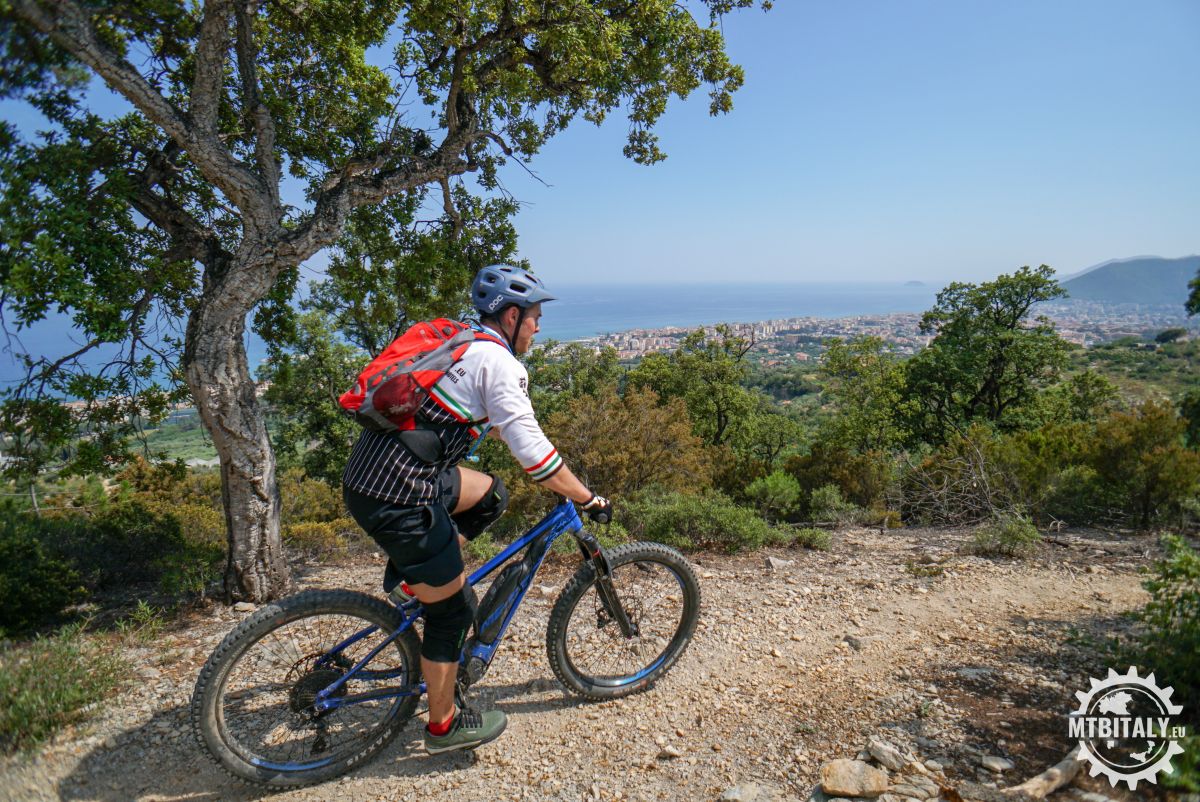E-WEEK EXPERIENCE - 6 giorni in e-bike a Finale Ligure